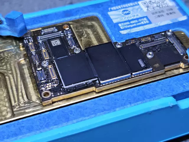 Carte mère d'iPhone